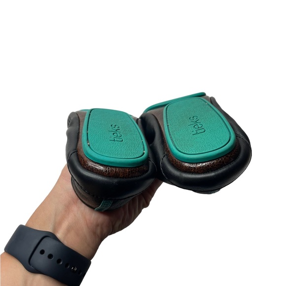 Tieks by Gavrielli | Matte Black Flats 6 - Picture 5 of 7